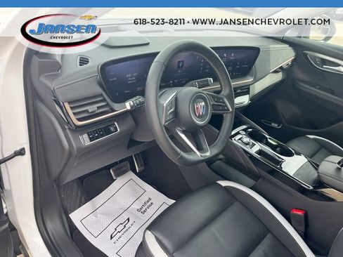 Used 2025 Buick Envision Sport Touring image 10