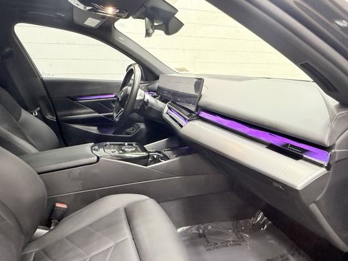 Used 2024 BMW i5 M60 w/ Premium Package image 42