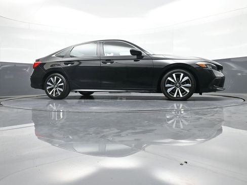 Certified 2023 Honda Civic EX image 28