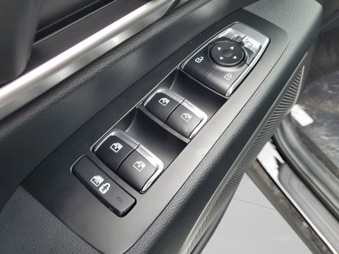 New 2025 Kia Telluride S image 29