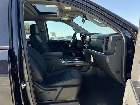 New 2026 GMC Sierra 1500 Elevation w/ Elevation Premium Package AWD/4WD image 33