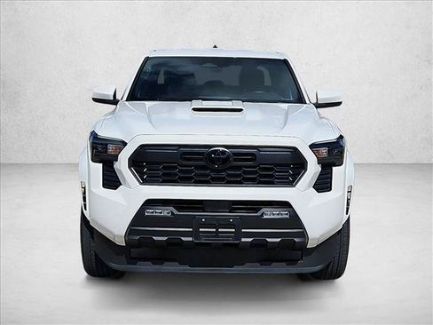 Used 2024 Toyota Tacoma TRD Sport RWD image 2