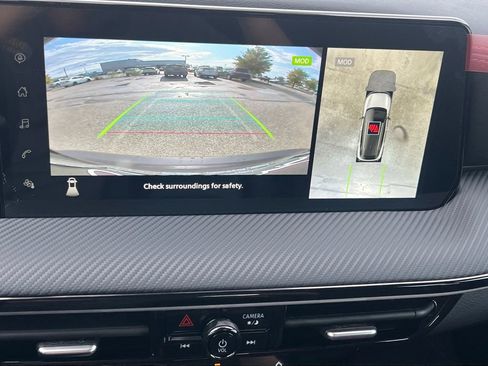 New 2025 Nissan Kicks SR w/ SR Premium Package image 9