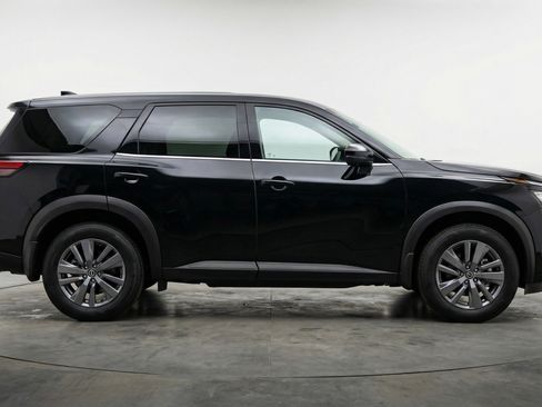 Used 2025 Nissan Pathfinder SV FWD image 11