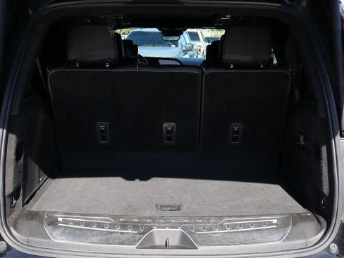 Used 2021 Cadillac Escalade Sport Platinum image 29