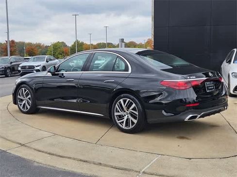 Used 2024 Mercedes-Benz E 350 4MATIC Sedan image 5