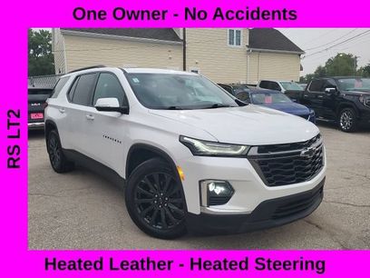 Used 2023 Chevrolet Traverse RS