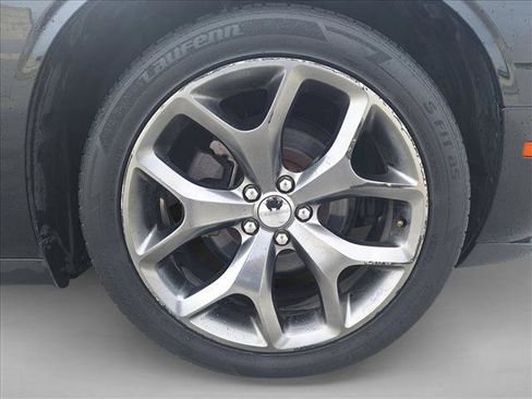 Used 2016 Dodge Challenger SXT w/ Driver Convenience Group image 17