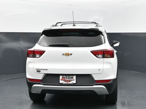 Used 2023 Chevrolet TrailBlazer LT FWD image 5