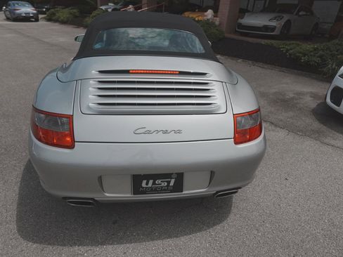 Used 2008 Porsche 911 Carrera RWD image 4