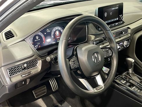 Used 2024 Acura Integra A-Spec image 9