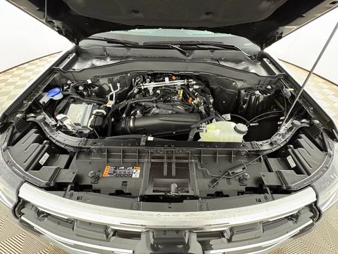 New 2026 Ford Explorer Active w/ Active Comfort Package RWD image 32