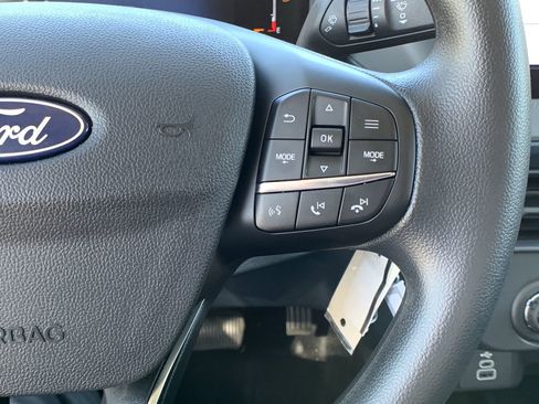 New 2025 Ford Maverick XL image 30