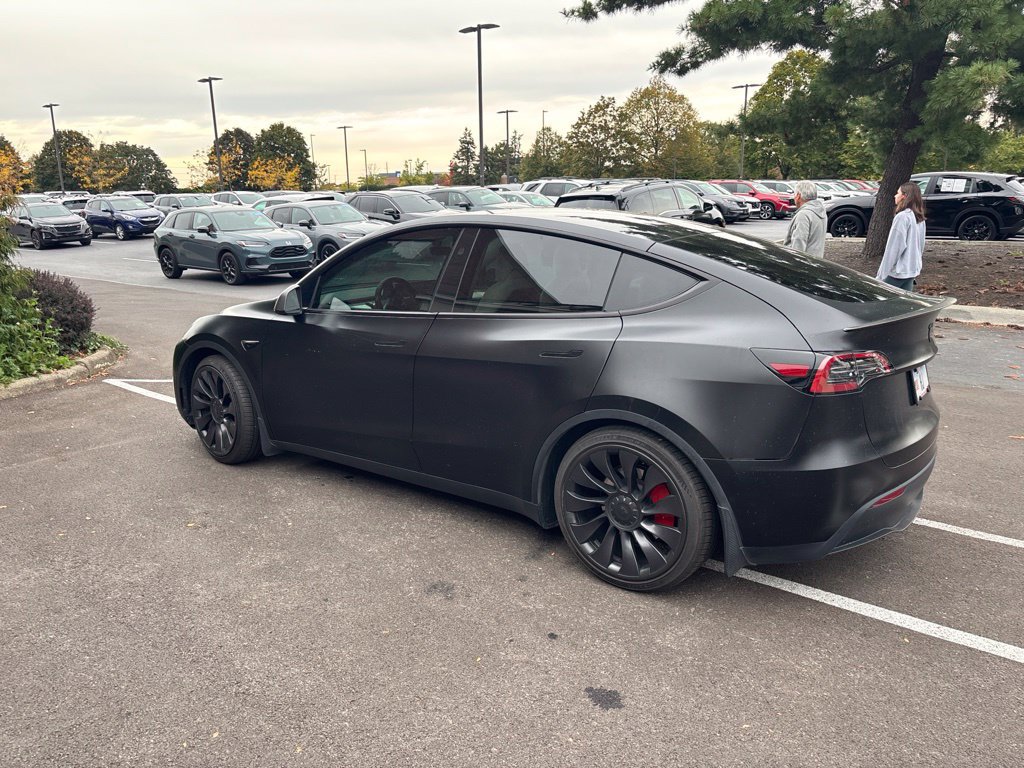 Used 2023 Tesla Model Y Performance AWD/4WD image 6