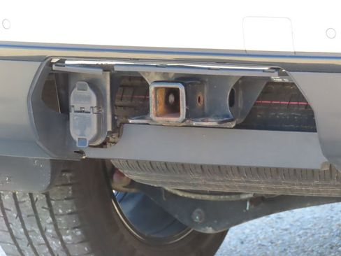 Used 2023 Chevrolet Tahoe RST AWD/4WD image 16