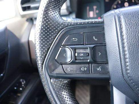 Used 2024 Toyota Tacoma SR5 RWD image 18