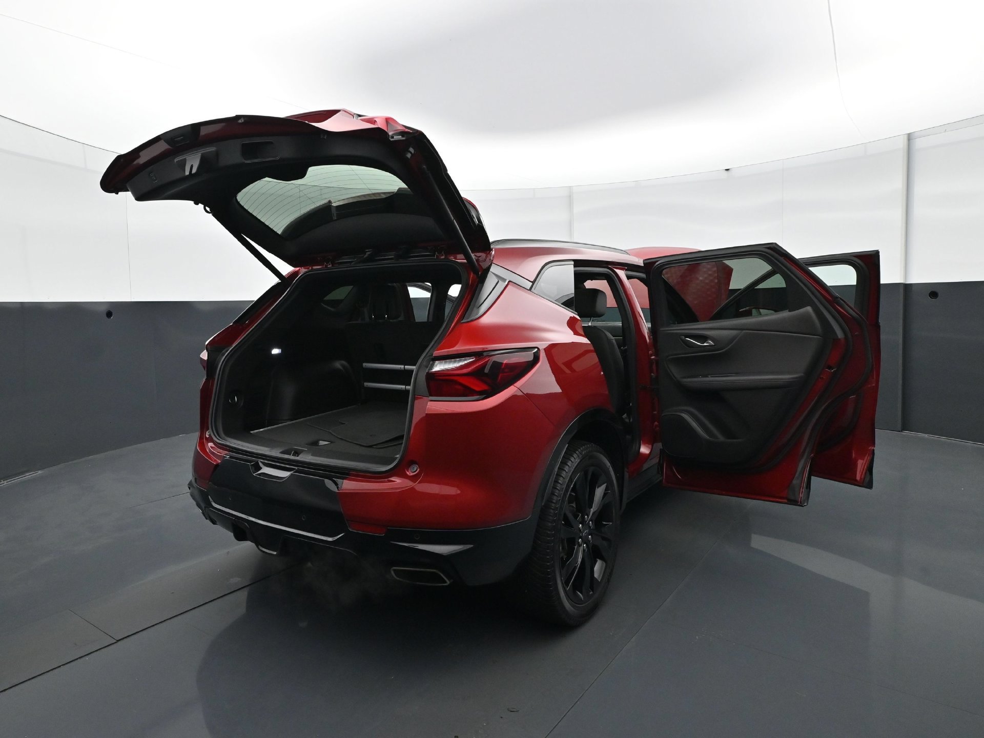 Used 2019 Chevrolet Blazer RS FWD image 34