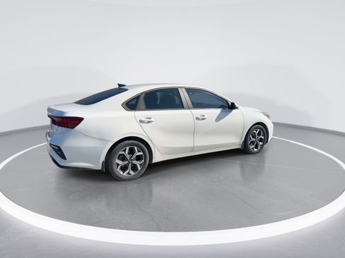 Used 2020 Kia Forte LXS image 9