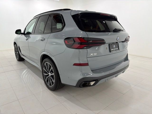 Certified 2024 BMW X5 xDrive40i w/ Executive Package AWD/4WD image 3