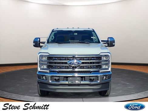 New 2026 Ford F250 Lariat w/ Chrome Package image 26