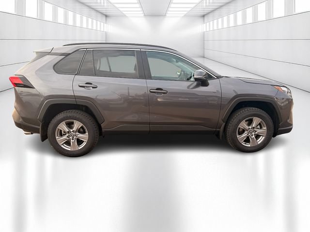 Used 2024 Toyota RAV4 XLE w/ Convenience Package AWD/4WD image 4