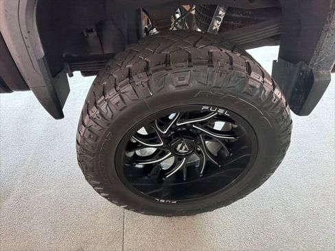 Used 2021 GMC Sierra 2500 Denali w/ Denali Ultimate Package AWD/4WD image 9