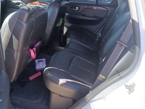 Used 2005 GMC Envoy SLT image 7