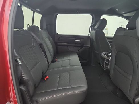 New 2026 RAM 1500 Express AWD/4WD image 28