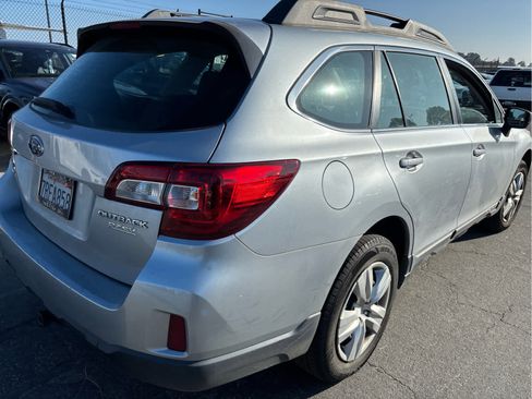 Used 2016 Subaru Outback 2.5i image 3