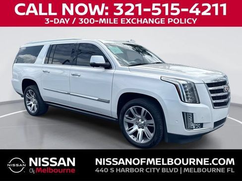 Used 2017 Cadillac Escalade ESV Premium Luxury RWD image 1