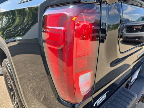 Used 2021 GMC Sierra 1500 Elevation w/ Preferred Package AWD/4WD image 31
