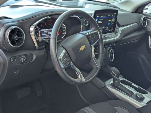 Used 2025 Chevrolet Blazer LT FWD image 14