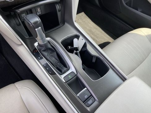 Used 2018 Honda Accord EX-L image 40