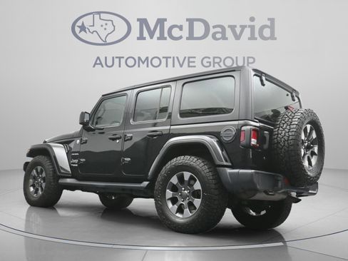 Used 2018 Jeep Wrangler Unlimited Sahara AWD/4WD image 28