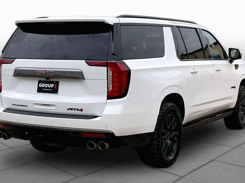 Used 2024 GMC Yukon XL AT4 w/ AT4 Premium Plus Package AWD/4WD image 13