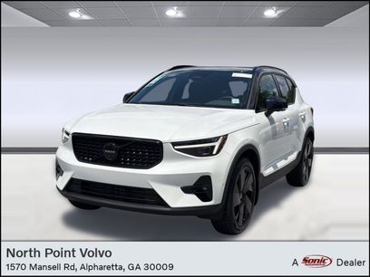 New 2026 Volvo XC40 B5 Ultra w/ Climate Package