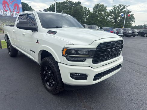 Used 2021 RAM 2500 Limited w/ Night Edition AWD/4WD image 3