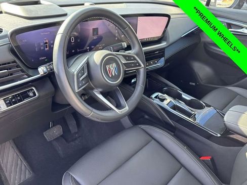 Used 2024 Buick Envision Preferred image 8