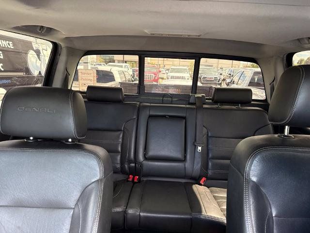 Used 2018 GMC Sierra 2500 Denali w/ Suspension Package, Off-Road AWD/4WD image 13