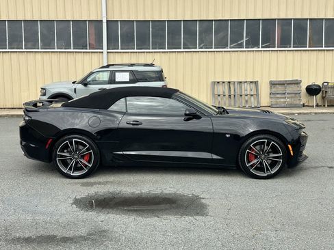 Used 2023 Chevrolet Camaro SS image 9