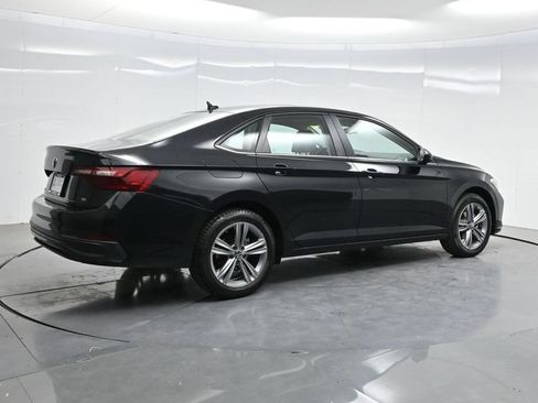 Used 2024 Volkswagen Jetta SE FWD image 42