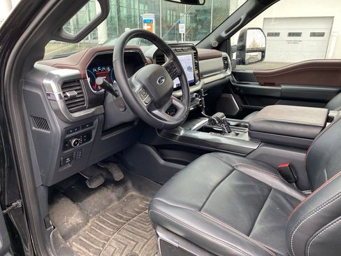 Used 2023 Ford F150 Lariat w/ Equipment Group 502A High image 8