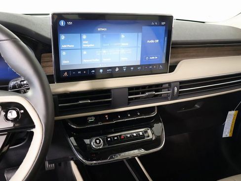New 2026 Lincoln Corsair Grand Touring AWD/4WD image 5