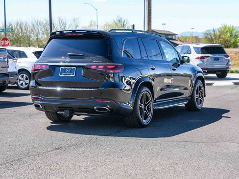 New 2026 Mercedes-Benz GLS 450 4MATIC image 4