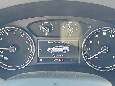 Used 2023 Buick Enclave Essence FWD image 6