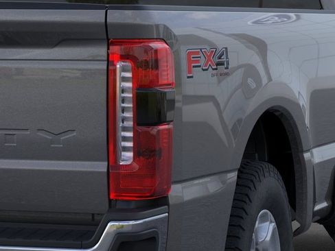 New 2026 Ford F350 XLT w/ 360-Degree Camera Package AWD/4WD image 44