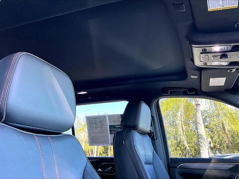 Used 2023 Chevrolet Tahoe RST image 13