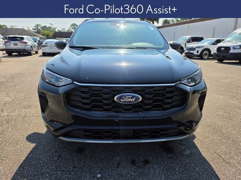 Used 2023 Ford Escape ST-Line w/ Tech Pack #1 FWD image 13