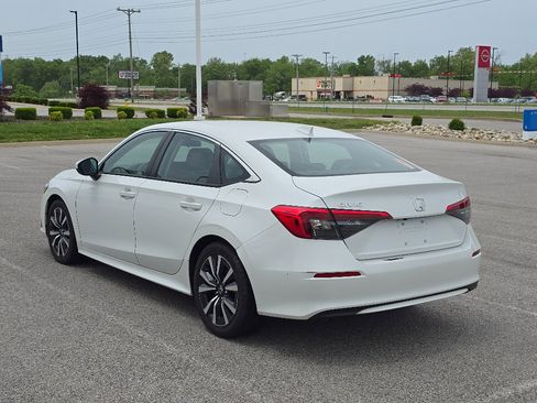 Used 2022 Honda Civic EX image 5