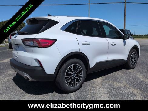 Used 2022 Ford Escape SE FWD image 4